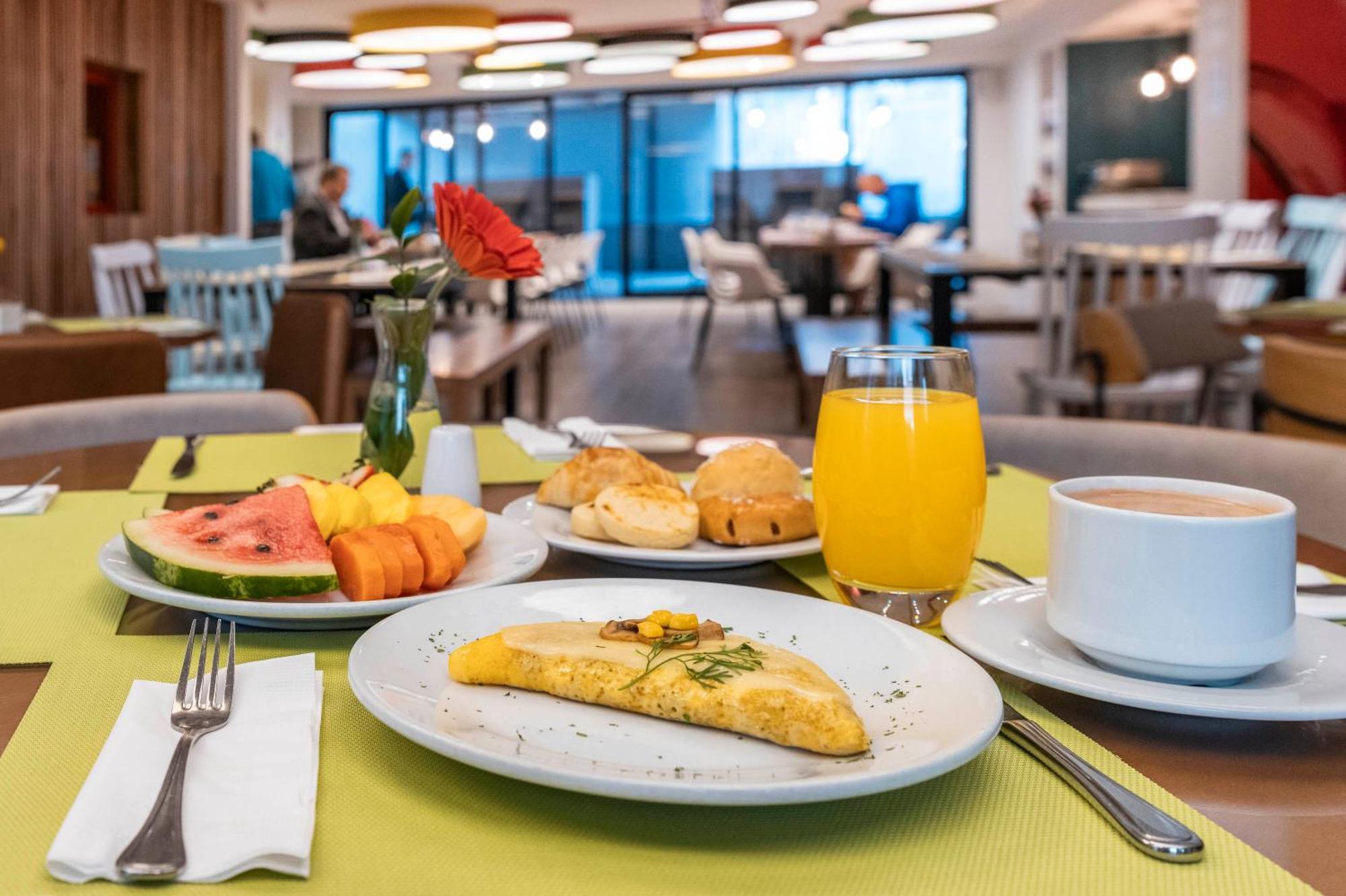 Suites By Vilar America Bogota Ngoại thất bức ảnh